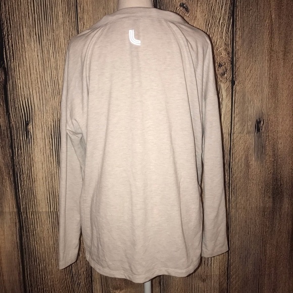 Lole scoop neck grey long sleeved top XS - Picture 2 of 6